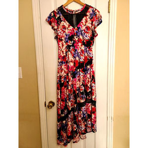 Torrid 00 Floral Maxi Dress Lace V-Neck Assymetrical Hem Black Red Boho Size M/L